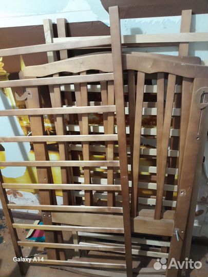 Детская кроватка