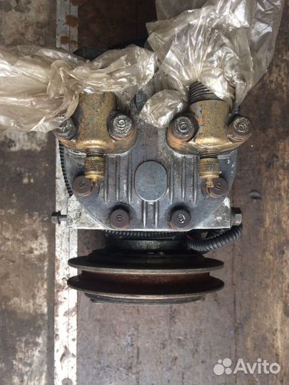 Рефкомпрессор рефрижератора AL330C2-L