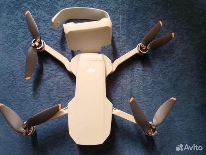 Квадрокоптер dji mini 2 fly more combo