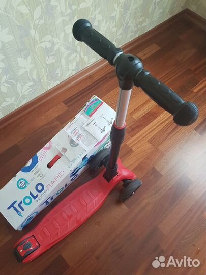 Самокат Trolo Rapid