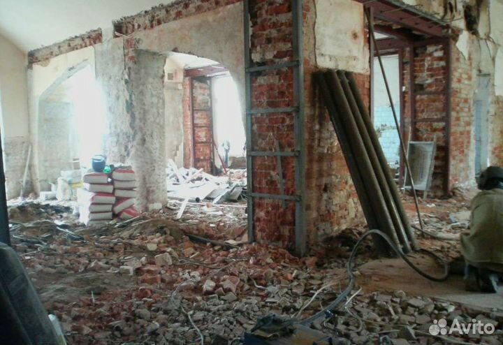 Демонтажные работы в квартирах