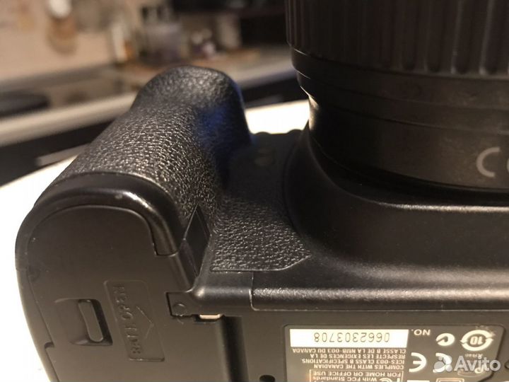 Зеркальный фотоаппарат