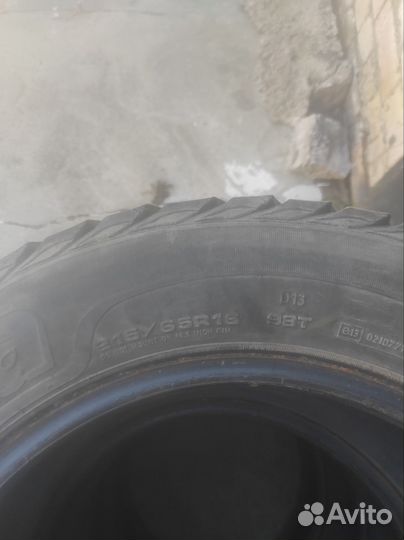 Sava Eskimo Stud 215/65 R16 98T