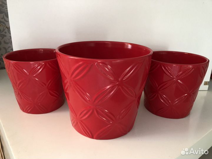 Набор из трёх кашпо икеа ; 2 вазы-бутылочки икеа