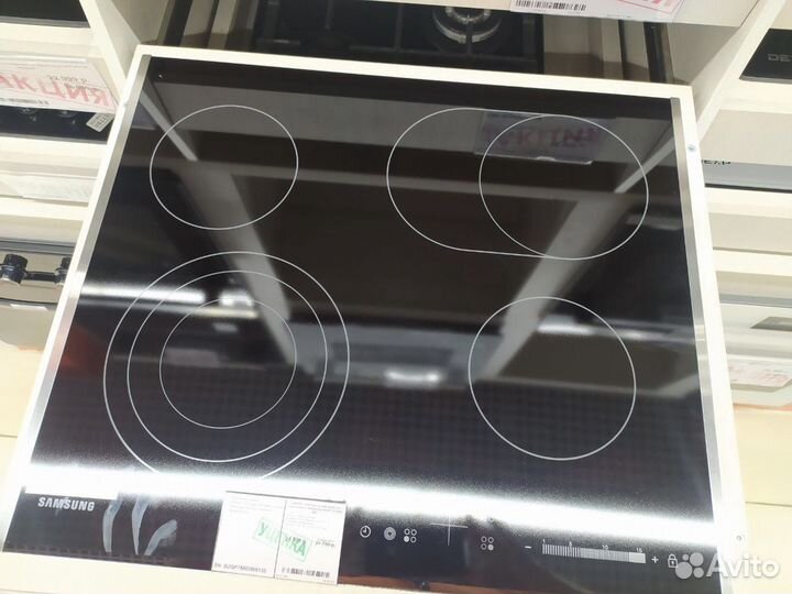 Электрическая варочная поверхность Samsung NZ64T35