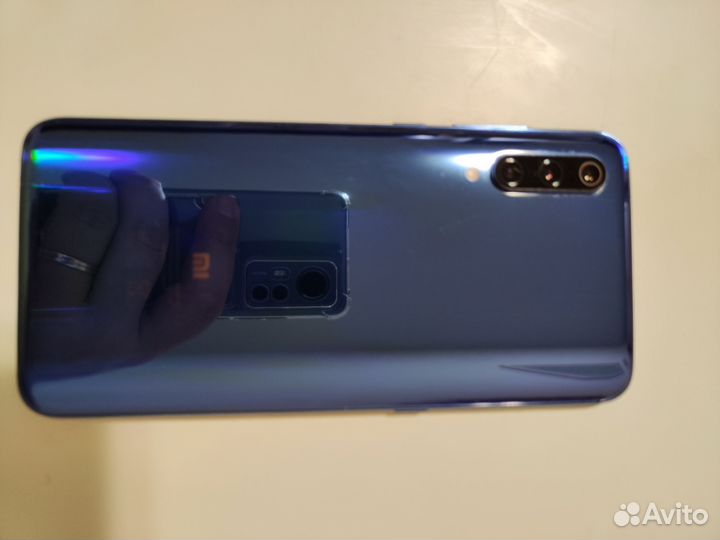 Xiaomi Mi 9, 6/64 ГБ