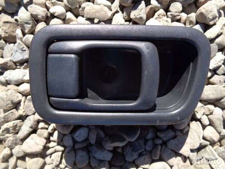 Ручка двери внутренняя левая Nissan Avenir W11