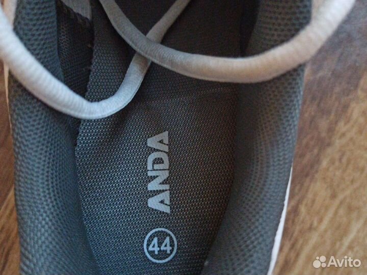 Кроссовки мужские 42 размер