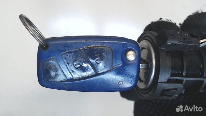 Замок зажигания Fiat Stilo, 2002