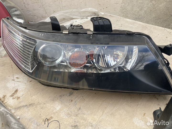 Honda accord 7 фара правая левая