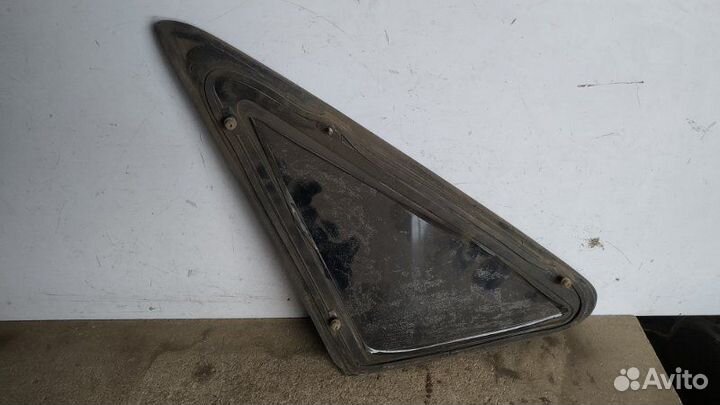 Стекло кузовное глухое заднее правое Daewoo Nexia