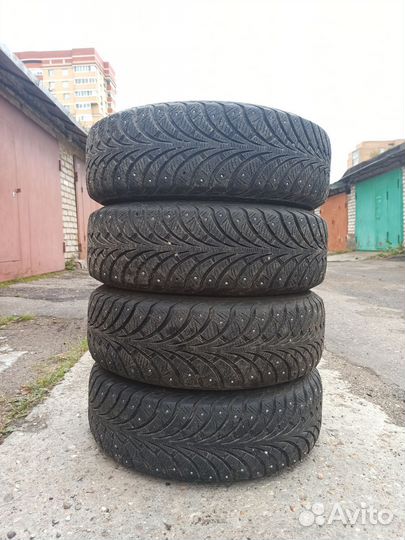 Goodyear UltraGrip Extreme 185/65 R15 88T