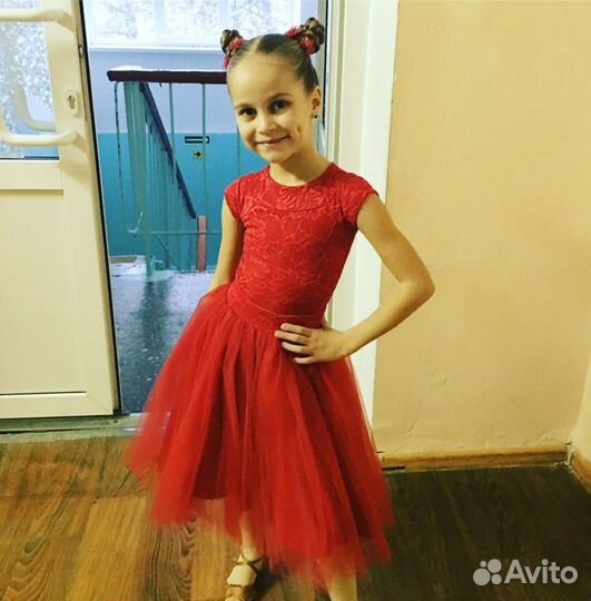 Платье для бальных танцев