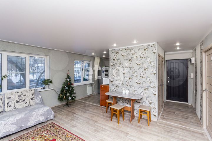 3-к. квартира, 60 м², 1/5 эт.