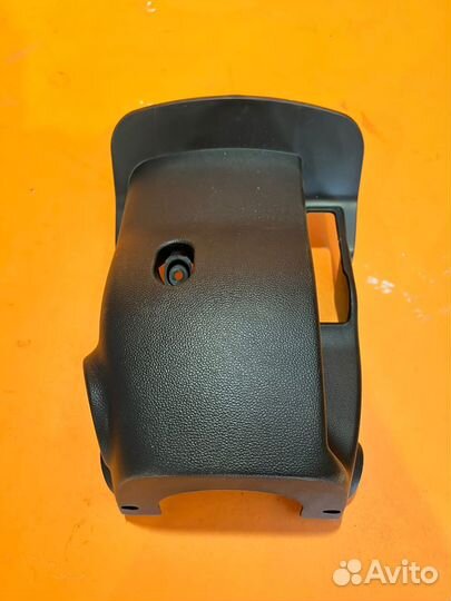 Кожух рулевой колонки на Hyundai Creta