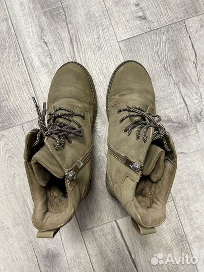 Зимние ботинки женские