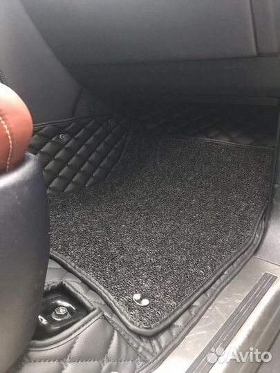 3Д ковры из экокожи на Land Cruser 200