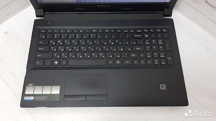 Отличный ноутбук Lenovo Intel/15.6