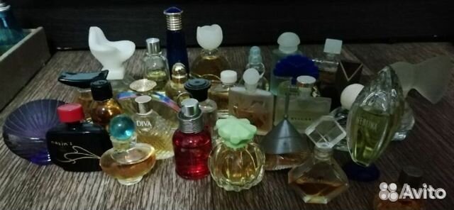 Парфюмерия женских миниатюр шикарных ароматов
