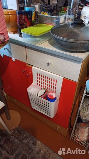 Кухонный стол тумба