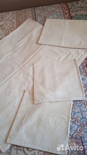 Постельное белье 1,5сп