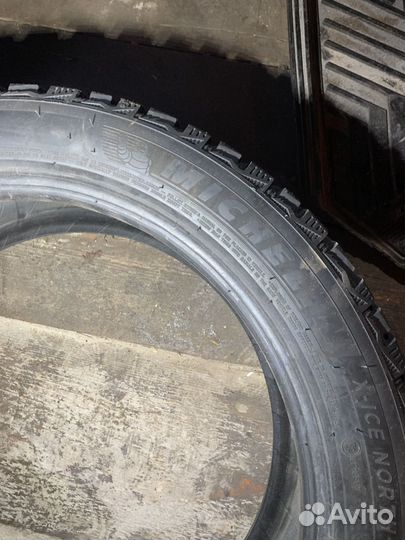 Michelin X-Ice North 4 245/45 R19 102H