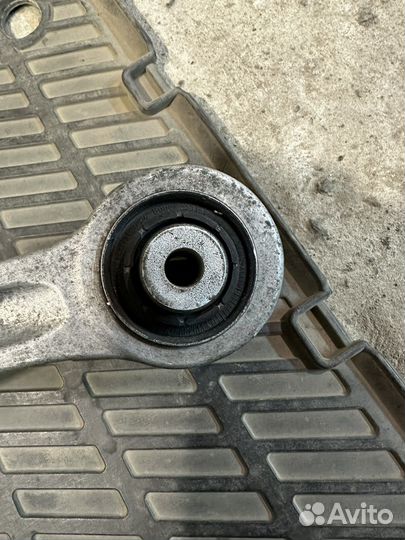 Рычаг передний Audi a6c6