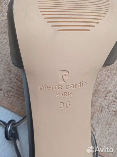 Босоножки женские