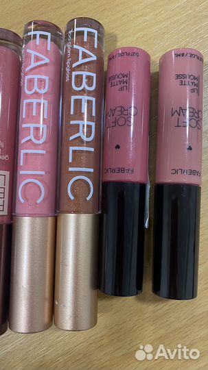 Блеск для губ и жидкая помада