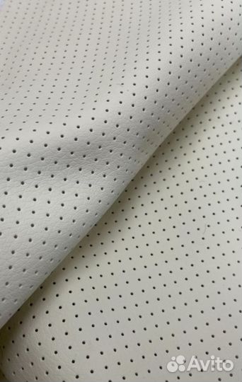 Обшивка потолка Газ-24 перфорацией