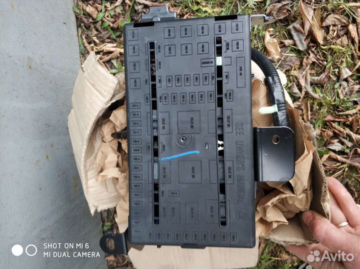 Блок предохранителей и реле в сборе на Форд Экскер