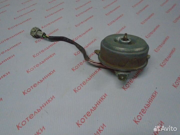 Nissan 21487-1L000 Моторчик вентилятора