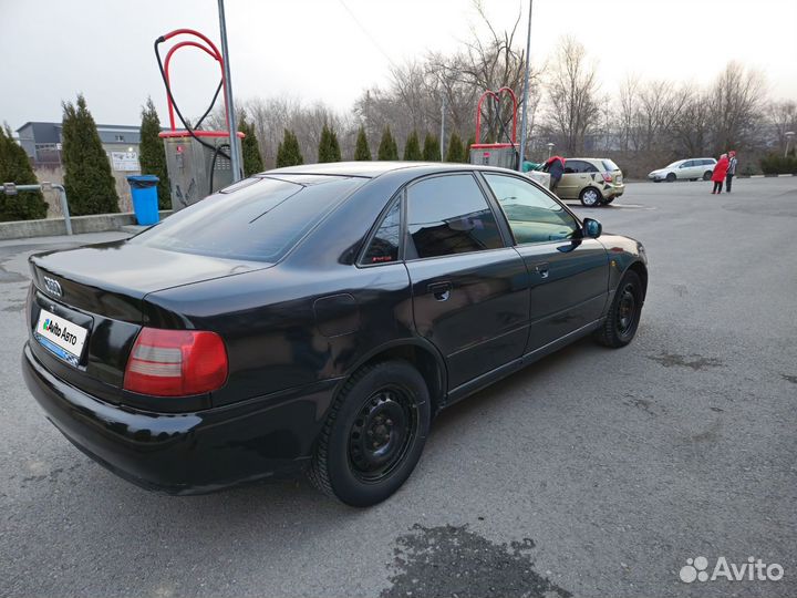 Audi A4 1.8 МТ, 1998, 438 000 км