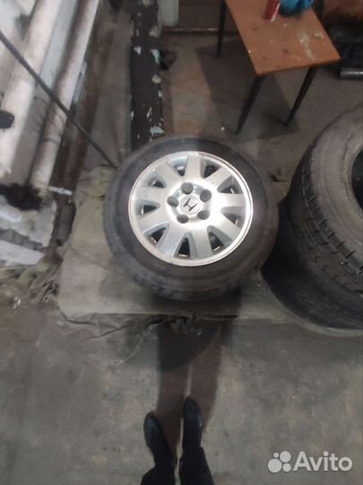 R16 Dunlop Conquest Sport A/S 225/60, PCD 5x114.3 DIA 67.1