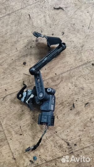 Датчик положения кузова BMW G02 Бмв 6870200