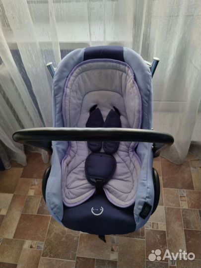 Коляска Zippy Tutis 3 в 1