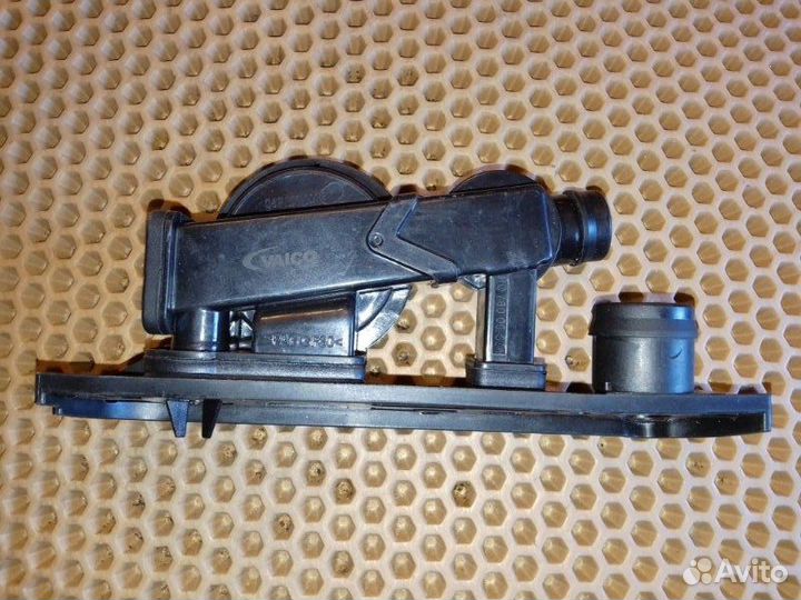 Клапан рециркуляции отработанных газов Audi A6