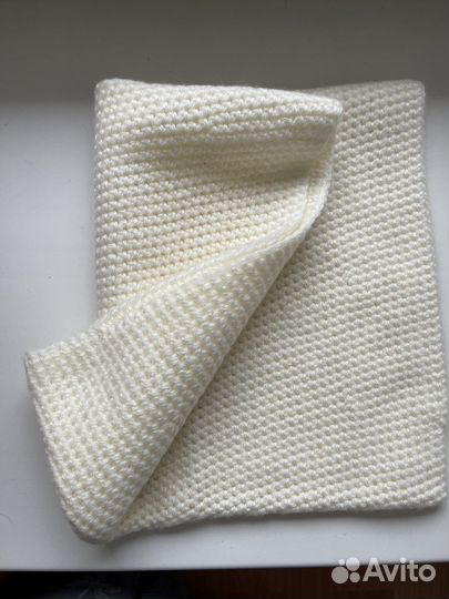 Новый женский вязанный белый снуд