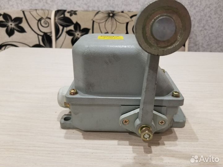 Концевой выключатель