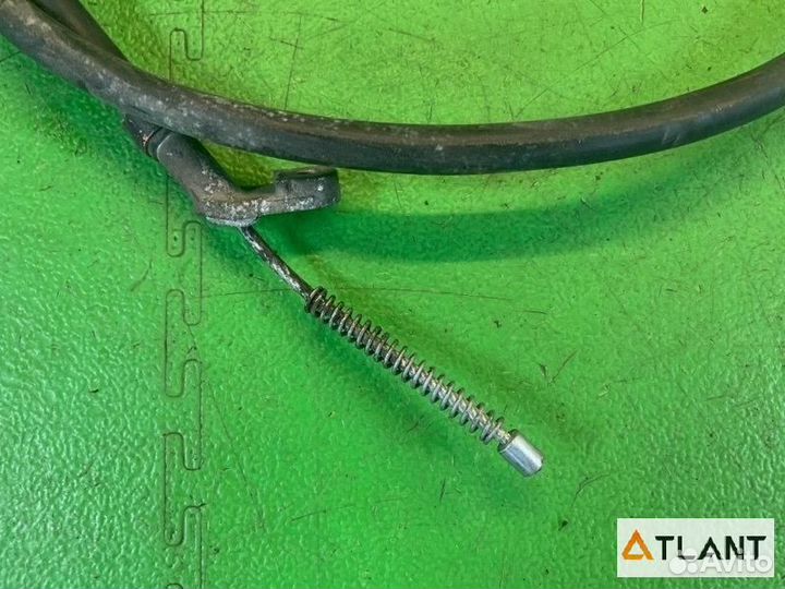 Тросик ручника задняя левая nissan dualis