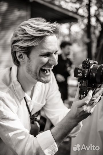 Nikon z 40 2 почти новый объектив