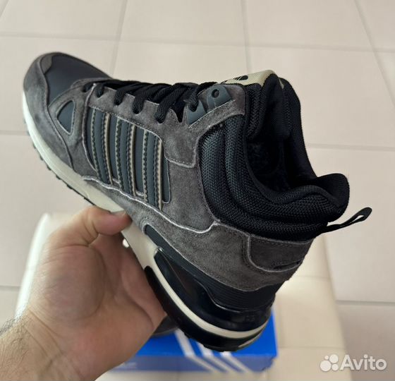 Кроссовки adidas ZX 750 зимние 41-46