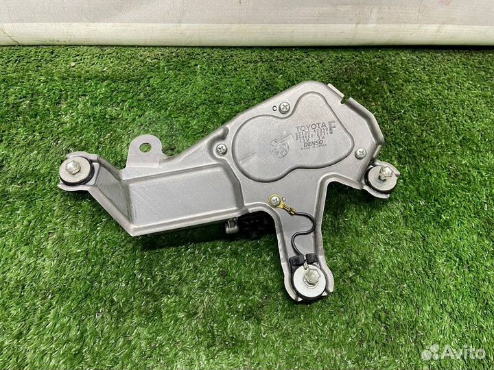 Моторчик заднего дворника Toyota Rav4