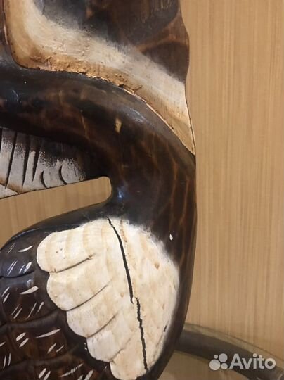 Статуэтка деревянная 