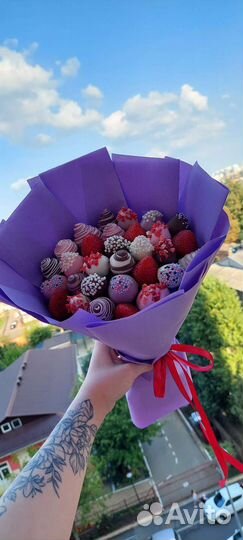 Клубника в шоколаде букеты, наборы