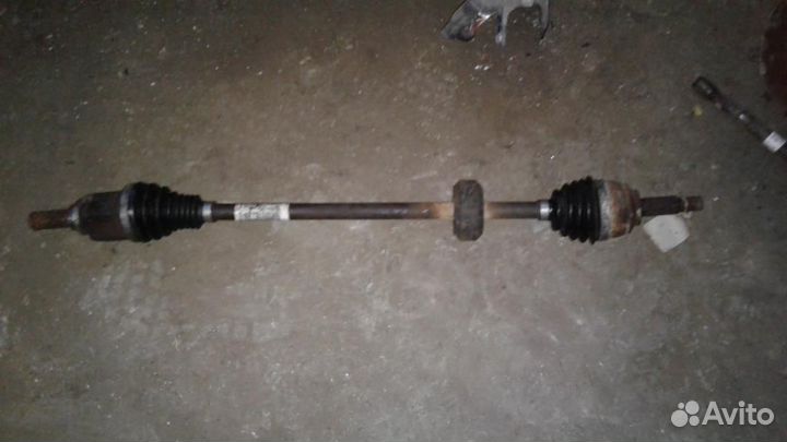 Полуось передняя R Renault Logan 2005-2014