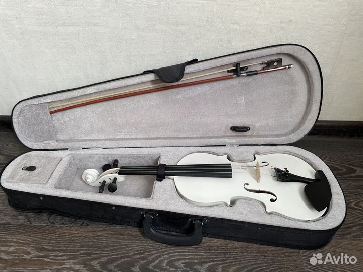 Скрипка белая Fabio 3/4