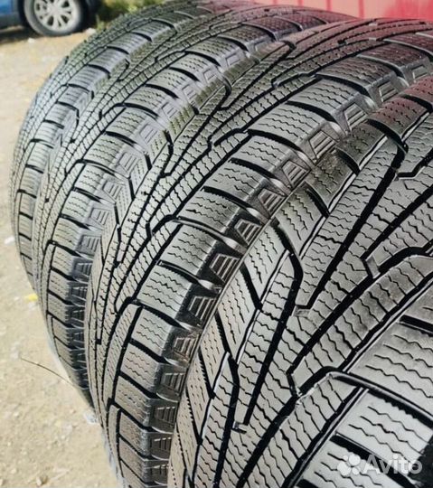 Kumho I'Zen KW31 225/65 R17