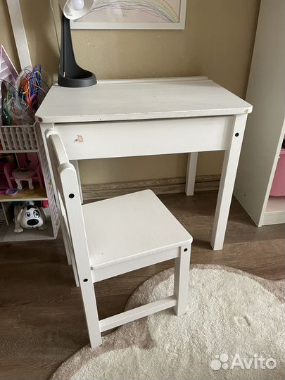 Детский письменный стол и стул икеа