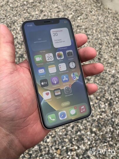 iPhone X, 64 ГБ